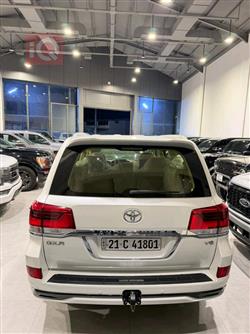 تويوتا لاندكروزر